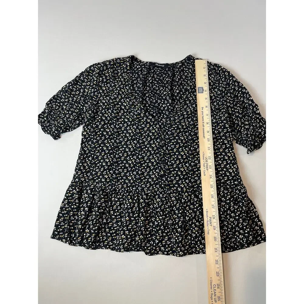 Madewell Extra Small Black Floral Blouse with V-Neck & Puff Sleeves
